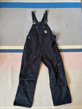 Black Carhartt R01 overalls